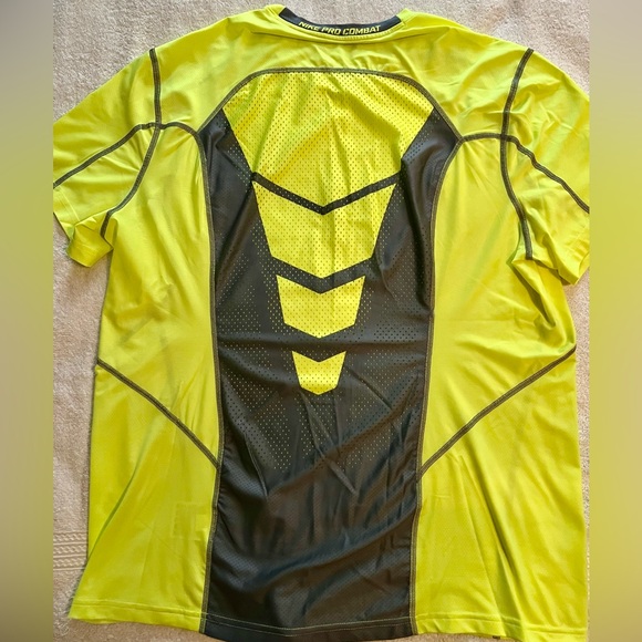 Men’s Nike Pro Combat Dri-Fit Fitted Shirt, Size XL, Yellow & Gray, Pre-Owned - Picture 6 of 11